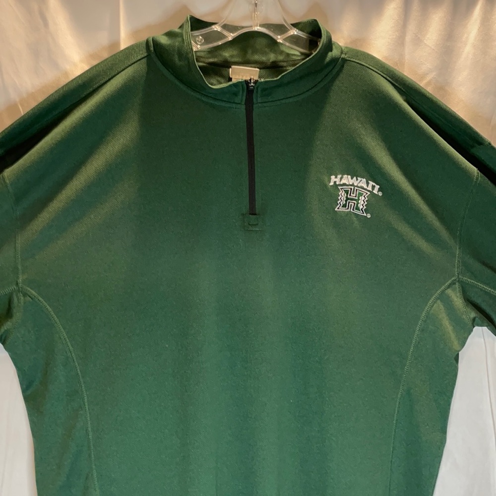 3/4 Zip University of Hawaii sweatshirt.